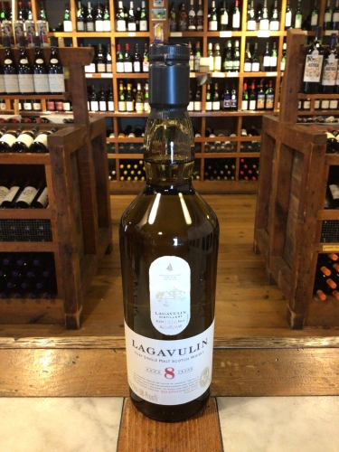 Lagavulin 8-year Scotch Whisky 
