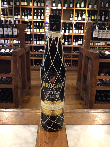 Bugal Extra Viejo Reserva Familiar Rum