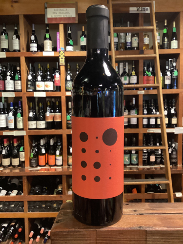 Piquentum Crno Vino Vrh